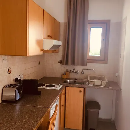 Pernera Studio Room With Pool * Paralimni